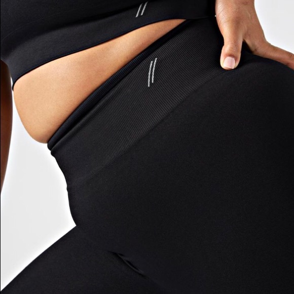 Tala Zinnia Leggings 7/8 length - Picture 2 of 3